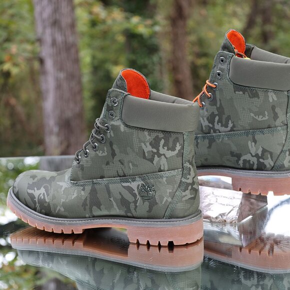 Timberland 6 Inch Premium Green Camouflage Boots - Picture 14 of 16